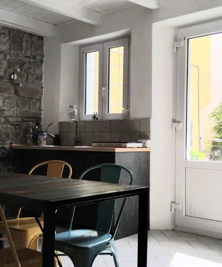 Casa Colore Tremezzo 0*,  Italia