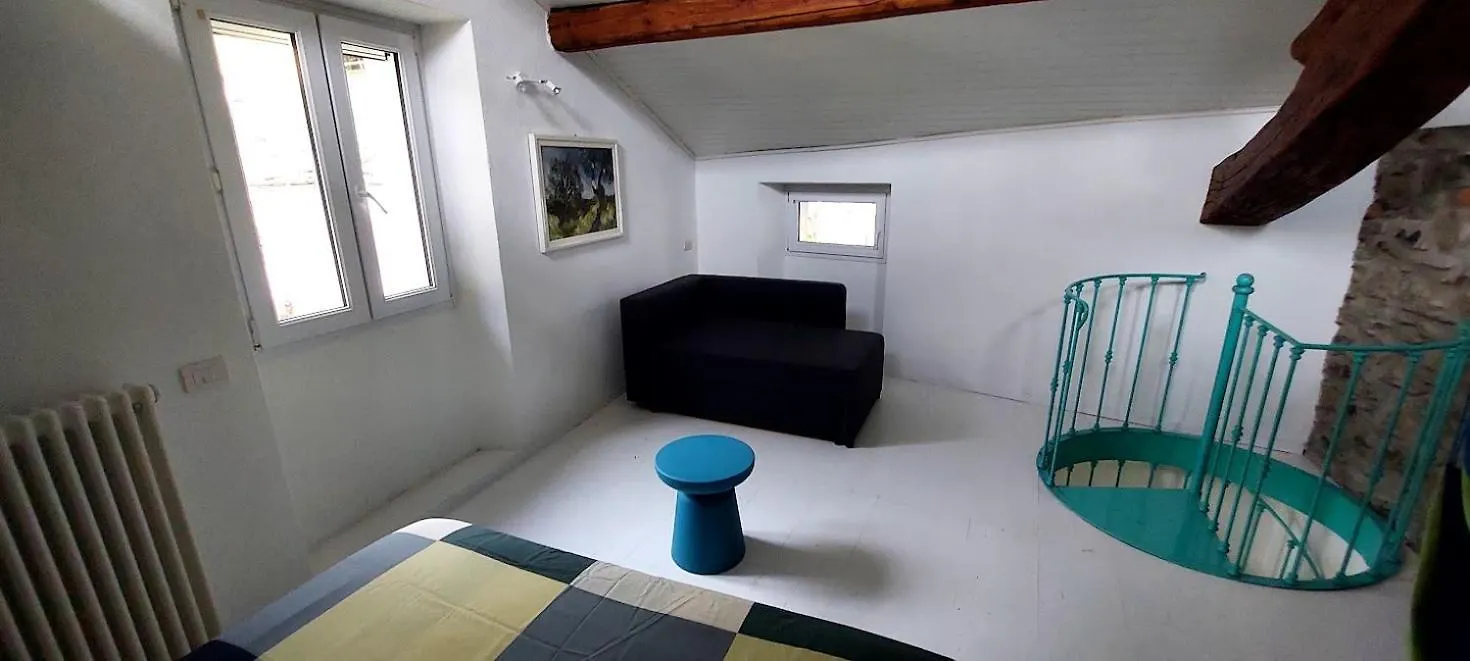 Casa Colore Tremezzo Italia